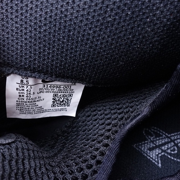 NEW Nike Air Foamposite One Sneakers Black/Anthracite 314996-001 - Picture 2 of 8